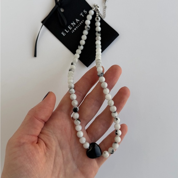 690 Moonstone Necklace - Picture 5 of 5